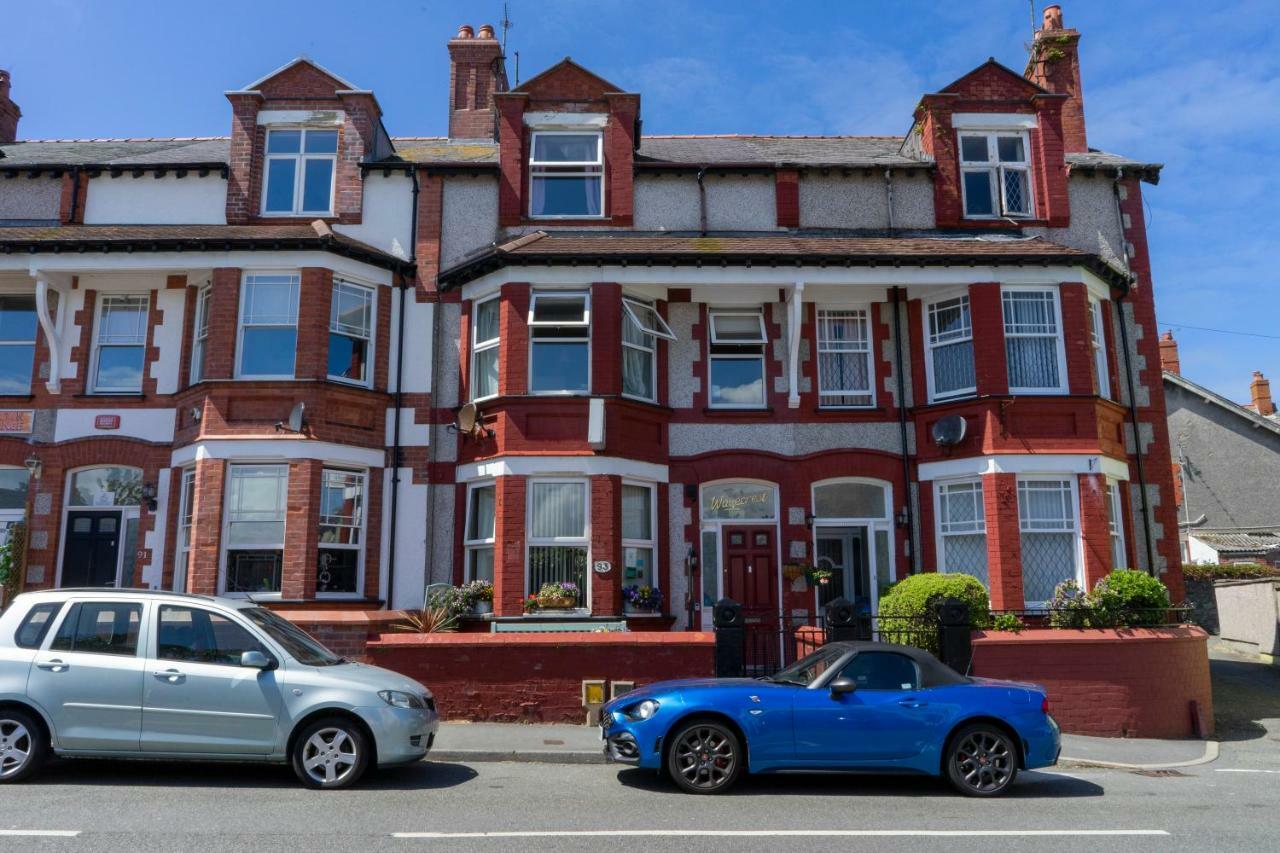 Wavecrest Hotel Holyhead Exterior foto